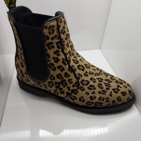 Dr. Martens - Flora Leopard Chelsea Boots - Picture 3 of 6
